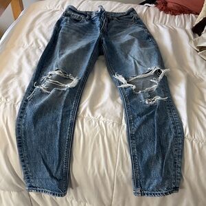 American Eagle Outfitters Distressed Blue Women’s Mom Jeans